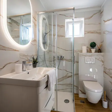 Regina 1 Apartment Brodarica (Sibenik-Knin)